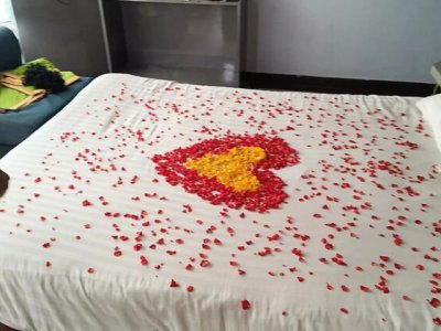 Tamil newlywed couple wild honeymoon sex in hotel - inba gets fingered fucked hard